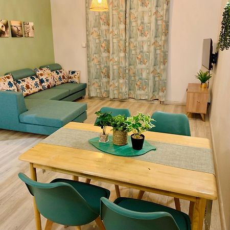 Ibiza Apartment - 150M From The Beach Flic en Flac Екстер'єр фото